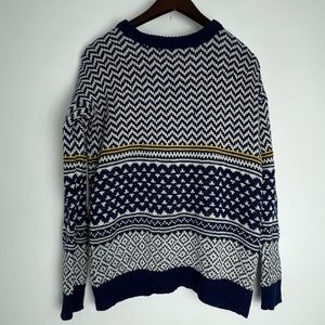 Confess Navy White Fair Isle Sweater Size M Nordic Knit Winter Pullover Cozy